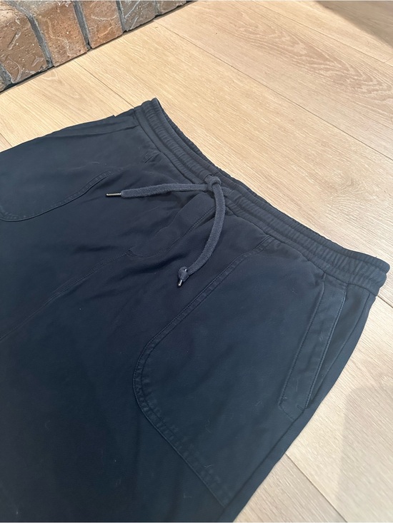 Athleta Dresses & Skirts - Athleta Women’s Skirt- black